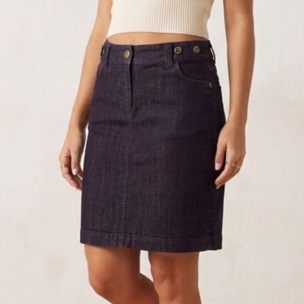J. Crew denim mini skirt blue dark wash Jeans skirt 2 xs casual summer y2k
